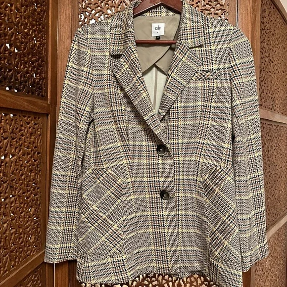 🚺 Cabi tan plaid blazer - Picture 3 of 13